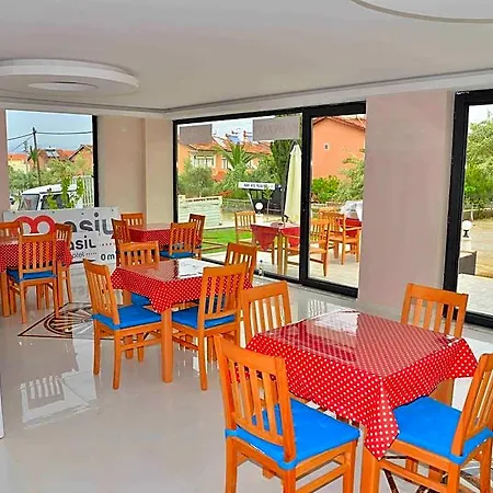 Hotel Asil 4*